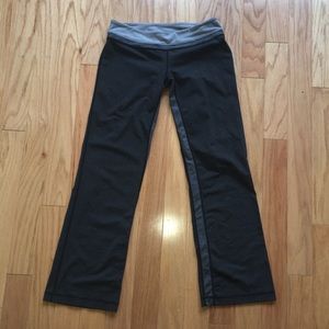LULULEMON flared leggings size 8 black